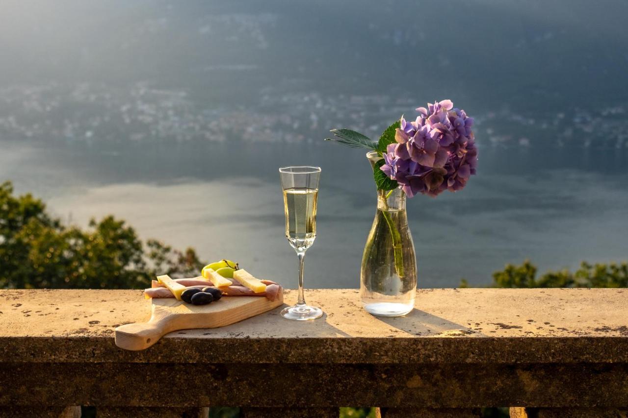 B&B Villa Le Ortensie Faggeto Lario Exterior foto